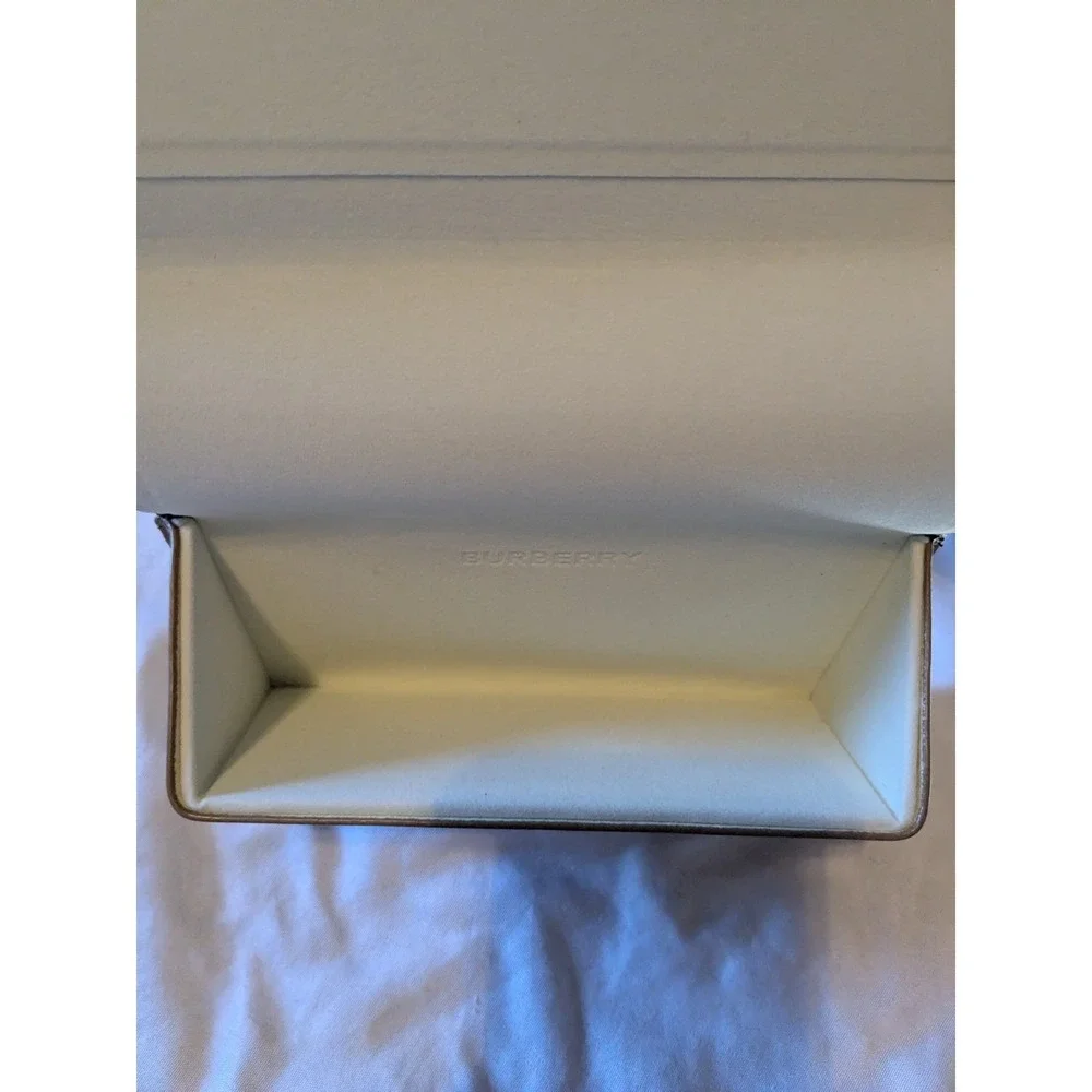 Burberry Tan And Black Glasses Case